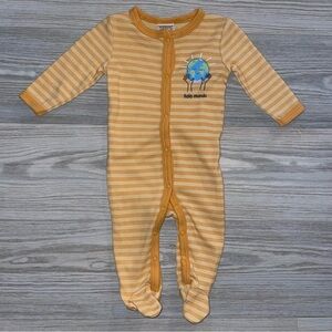 Hola Mundo Baby Boys 1PC Sleep & Play Sleeper 0–3M Yellow Striped World Graphic